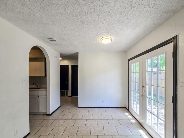 1820 NICOLE CRES A, Round Rock, TX 78664