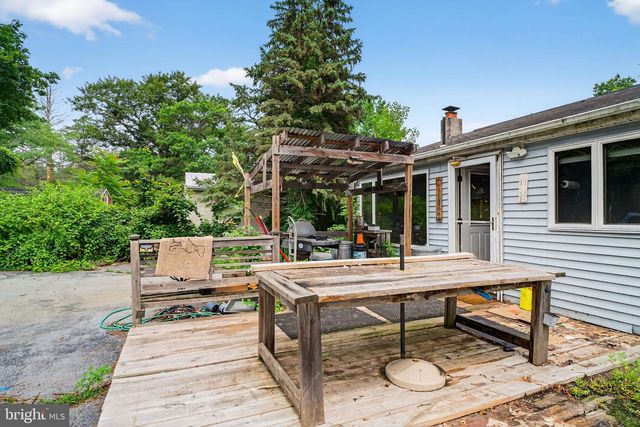 1117 GROSSTOWN RD, Pottstown, PA 19464