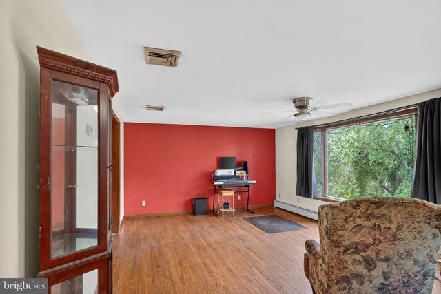 1117 GROSSTOWN RD, Pottstown, PA 19464