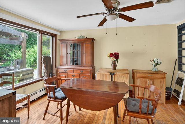 1117 GROSSTOWN RD, Pottstown, PA 19464