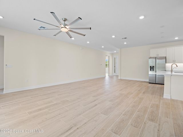 3164 Santa Cruz Avenue SE, Palm Bay, FL 32909
