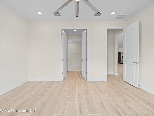 3164 Santa Cruz Avenue SE, Palm Bay, FL 32909