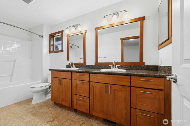 8118 NE 126th Street, Kirkland, WA 98034