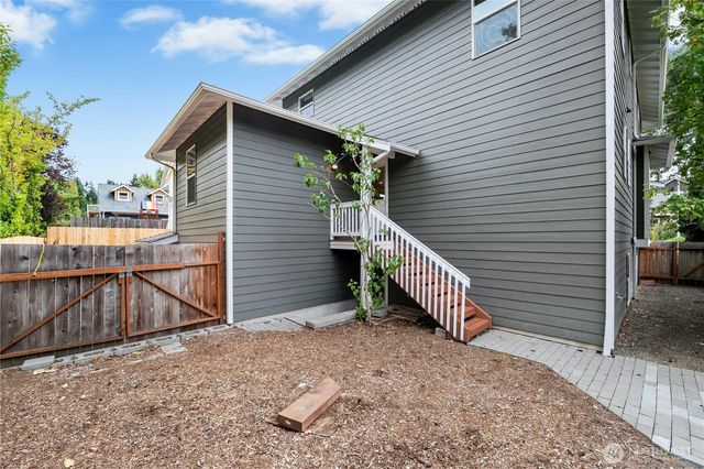 8118 NE 126th Street, Kirkland, WA 98034