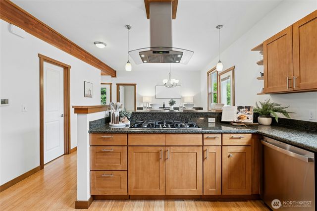 8118 NE 126th Street, Kirkland, WA 98034