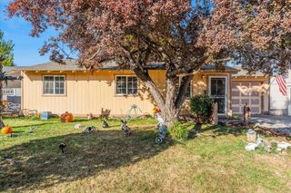 1547 SW 33rd Street, Redmond, OR 97756