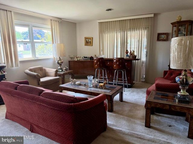 16 FRANKLIN LANE #B, Whiting, NJ 08759