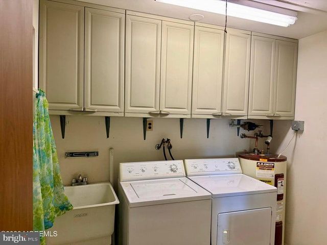 16 FRANKLIN LANE #B, Whiting, NJ 08759