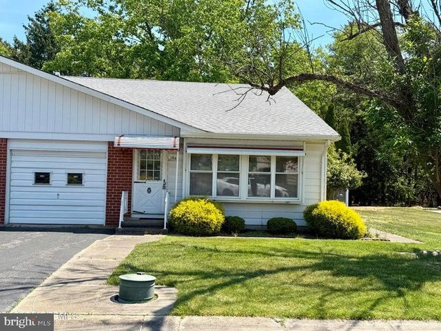 16 FRANKLIN LANE #B, Whiting, NJ 08759