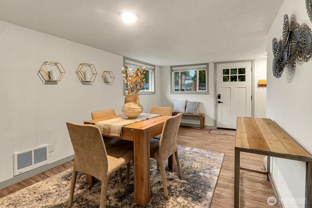 1021 Walnut Street, Edmonds, WA 98020