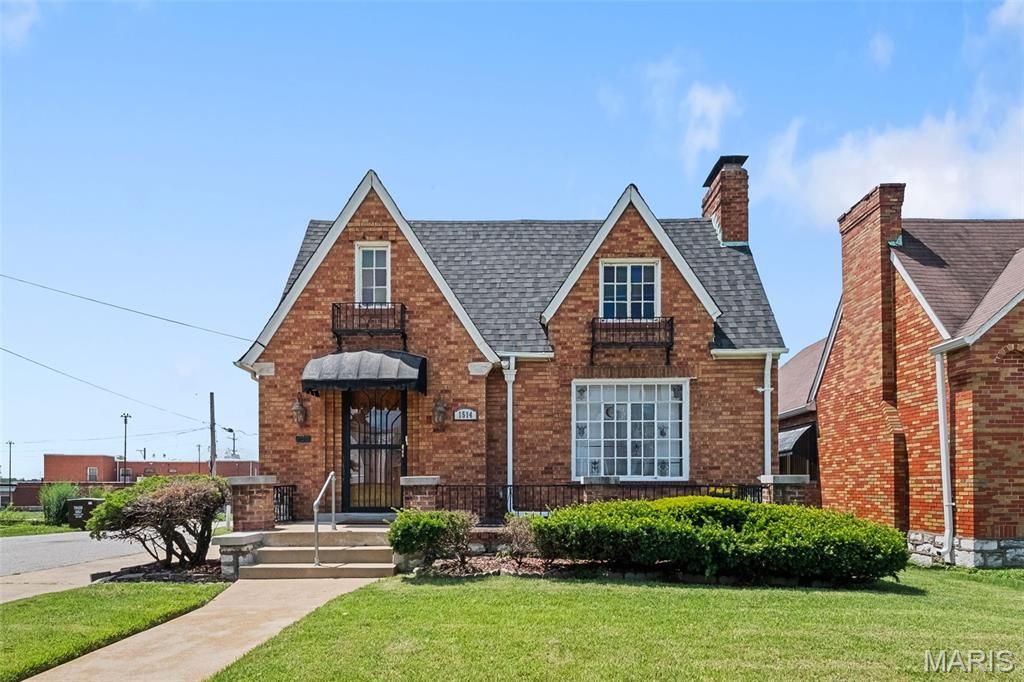 1514 Grape Avenue, St Louis, MO 63147