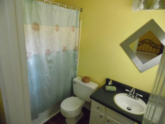 1107 Shoreview Drive, Seneca, SC 29672