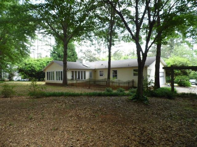 1107 Shoreview Drive, Seneca, SC 29672