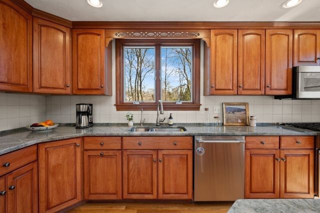 14 Federal St., Reading, MA 01867