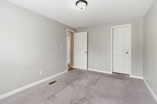 310 Larkin Springs Rd, Madison, TN 37115