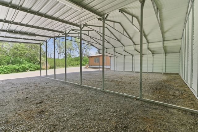310 Larkin Springs Rd, Madison, TN 37115