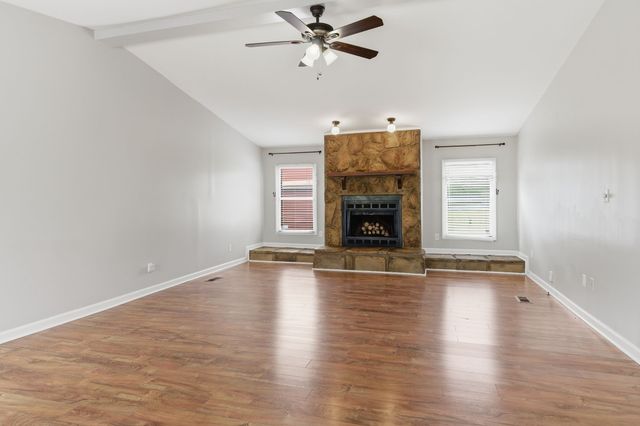310 Larkin Springs Rd, Madison, TN 37115