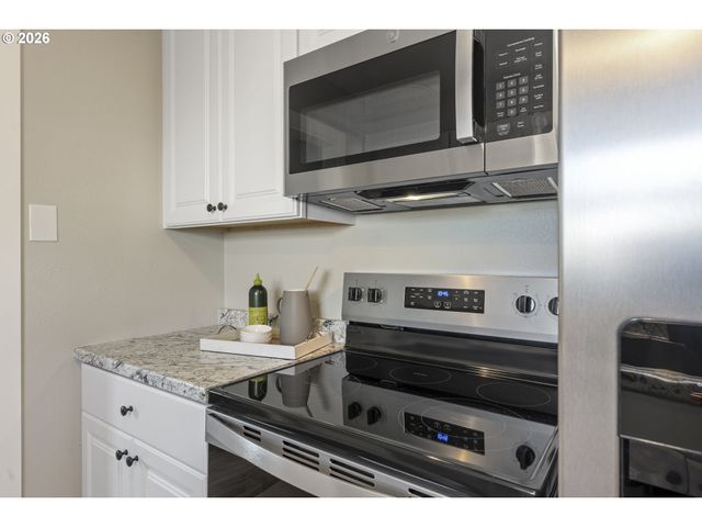 7915 N EXETER Ave, Portland, OR 97203