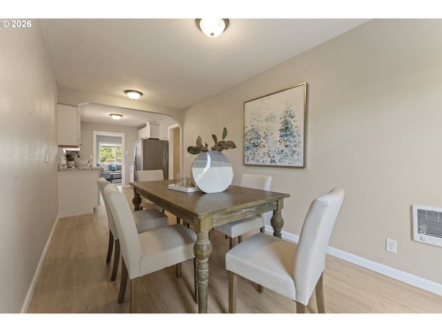 7915 N EXETER Ave, Portland, OR 97203