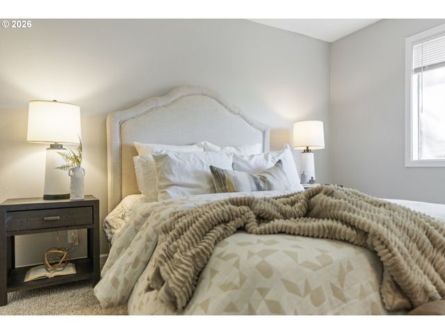 7915 N EXETER Ave, Portland, OR 97203