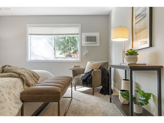 7915 N EXETER Ave, Portland, OR 97203