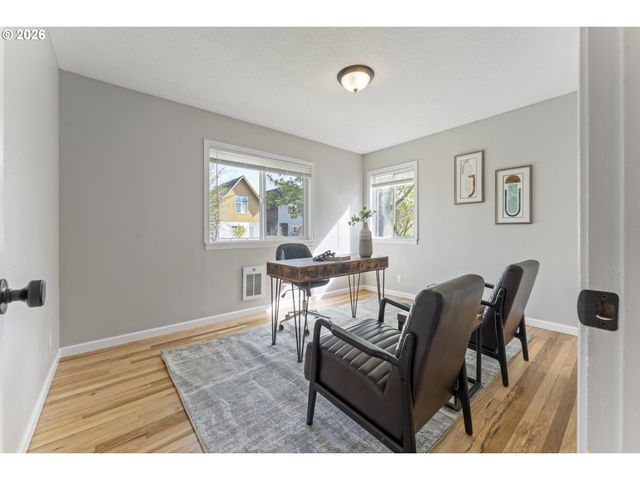 7915 N EXETER Ave, Portland, OR 97203