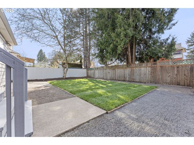 7915 N EXETER Ave, Portland, OR 97203