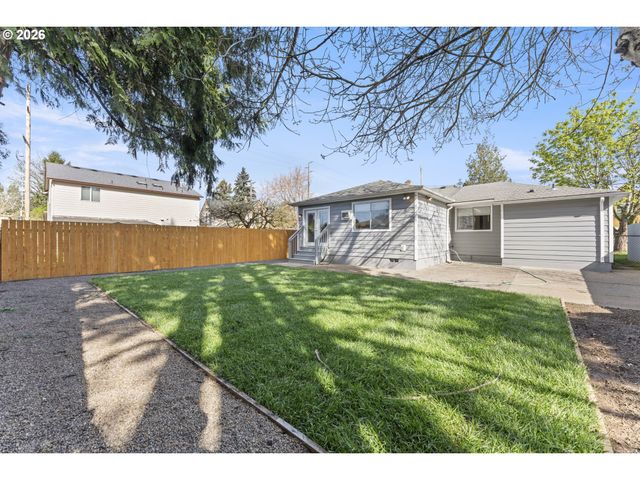 7915 N EXETER Ave, Portland, OR 97203