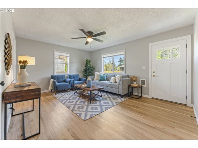 7915 N EXETER Ave, Portland, OR 97203