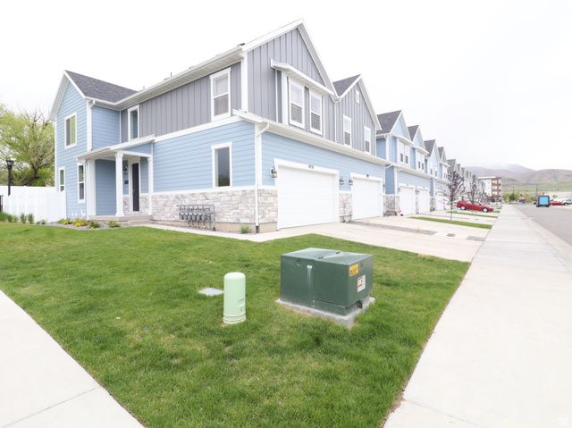 8240 W CASCADE VIEW WAY, Magna, UT 84044