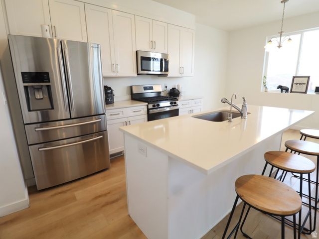 8240 W CASCADE VIEW WAY, Magna, UT 84044