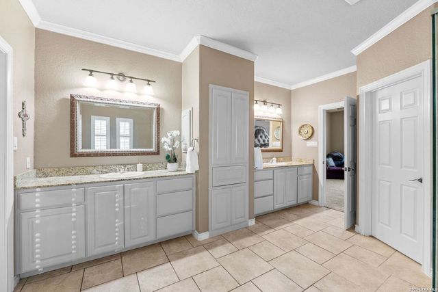 1430 Clementson Drive, San Antonio, TX 78260