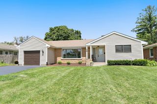 48 Park Avenue, Cary, IL 60013