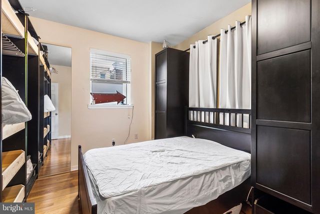 2520 S ISEMINGER ST, Philadelphia, PA 19148