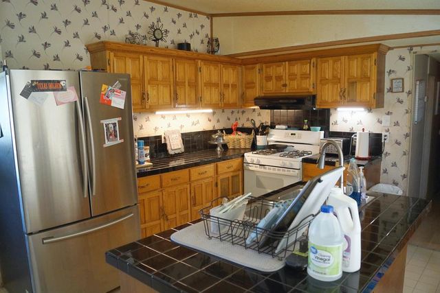 926 N Harolds Ave, Odessa, TX 79763