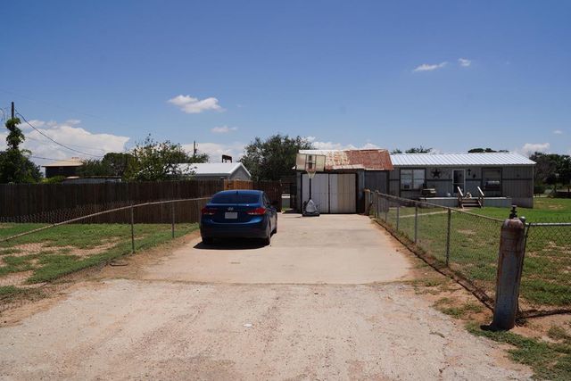 926 N Harolds Ave, Odessa, TX 79763