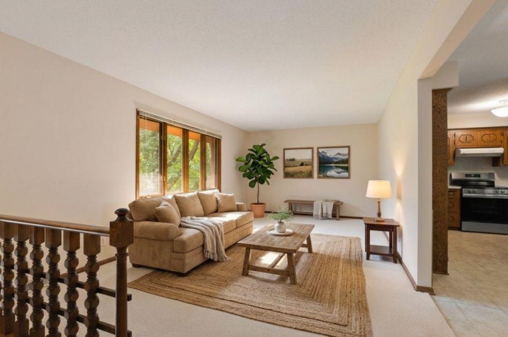135 Pleasant Lane E, Excelsior, MN 55331 — photo 4