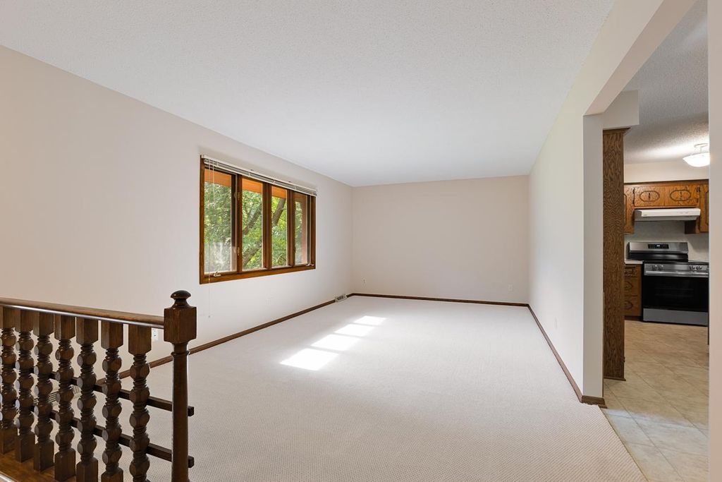 135 Pleasant Lane E, Excelsior, MN 55331 — photo 5