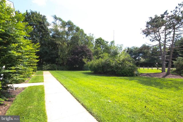 431 ATLANTA CT, Sewell, NJ 08080
