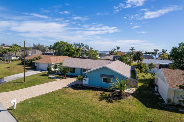 3125 SE 22ND AVENUE, Cape Coral, FL 33904