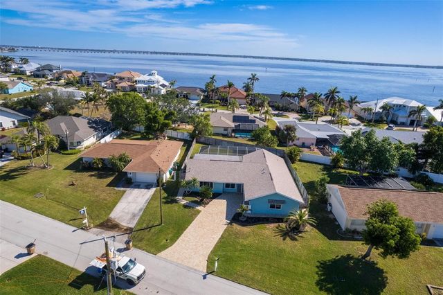 3125 SE 22ND AVENUE, Cape Coral, FL 33904
