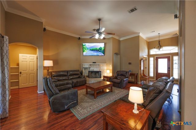 33 Branding Iron Drive, Belton, TX 76513