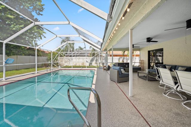 1991 Lynton Circle, Wellington, FL 33414