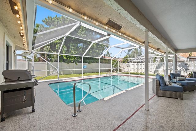 1991 Lynton Circle, Wellington, FL 33414