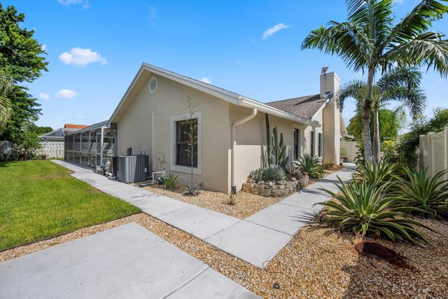 1991 Lynton Circle, Wellington, FL 33414