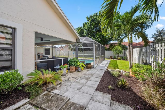 1991 Lynton Circle, Wellington, FL 33414