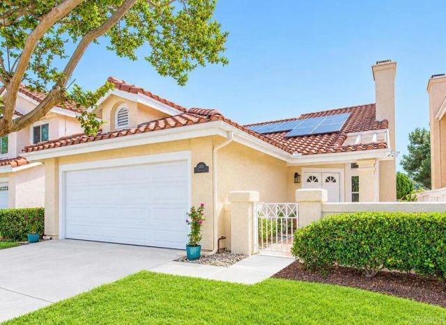 1431 Alga Court, Vista, CA 92081