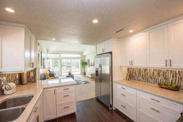 1431 Alga Court, Vista, CA 92081