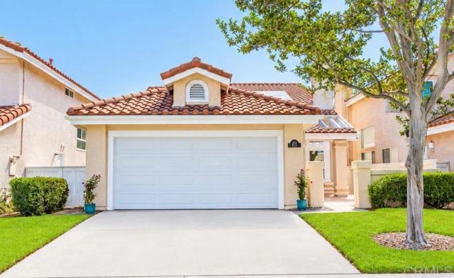 1431 Alga Court, Vista, CA 92081