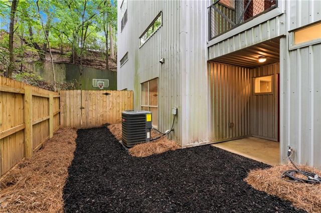 920 Memorial Drive SE 17, Atlanta, GA 30316
